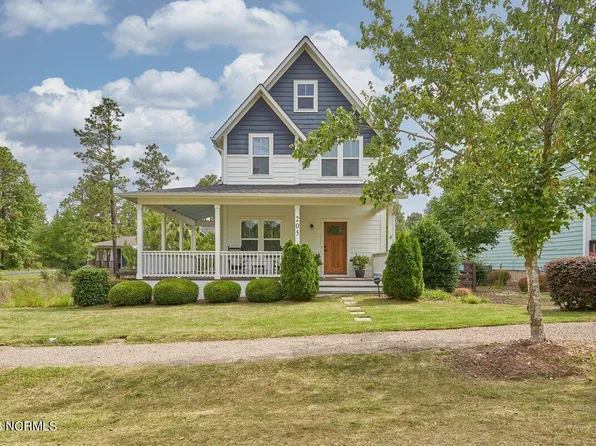 205 Springwood Way, Southern Pines, NC 28387