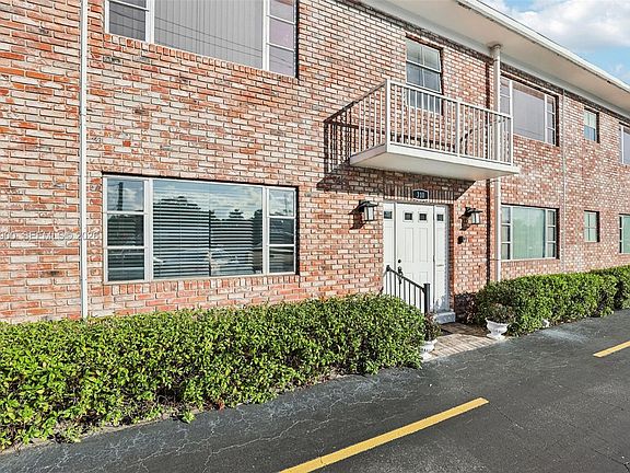 2nd image of 310 S Cypress Rd APT 730