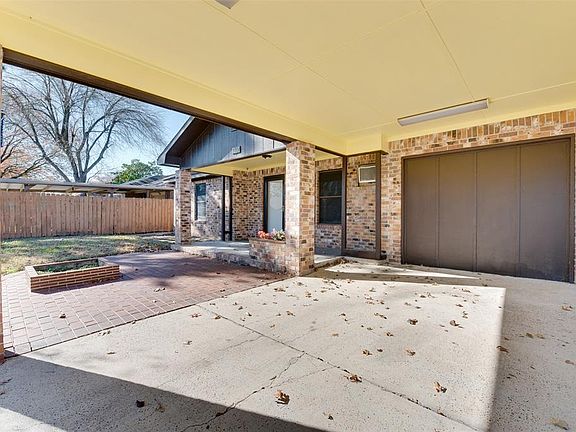 2nd image of 1407 Zuber Dr