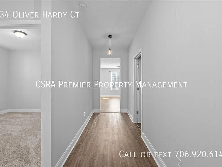 134 Oliver Hardy Ct — Photo 8