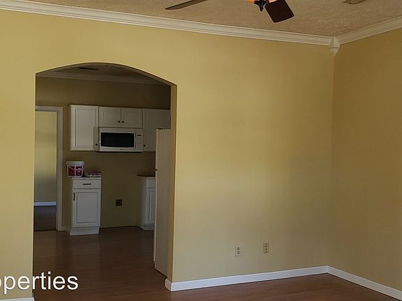 2nd image of 117 Dixie Ave