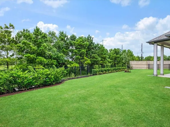 10947 Water Hyssop Ln, Cypress, TX 77433