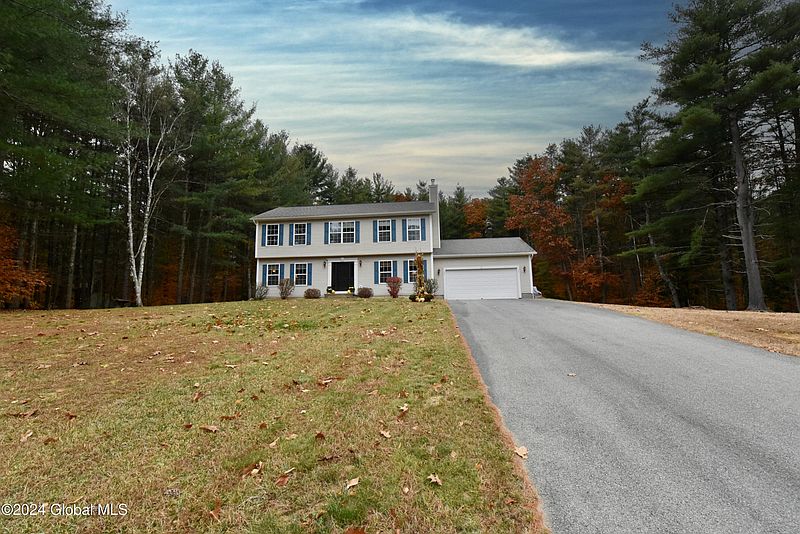 4th image of 13 Trout Pond Road