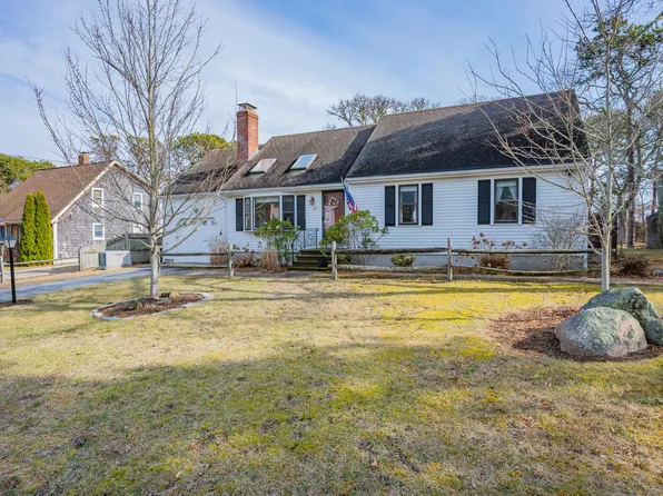 17 Daisy Lane, South Yarmouth, MA 02664