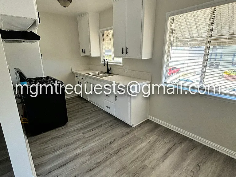 7641 Bright Ave #C — Photo 6