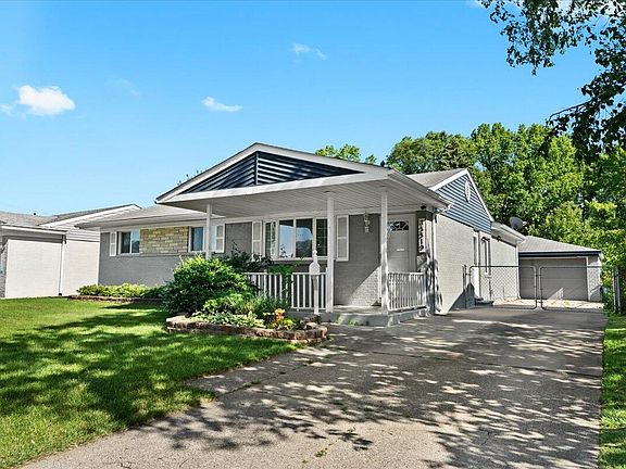 4th image of 35519 Canyon Dr