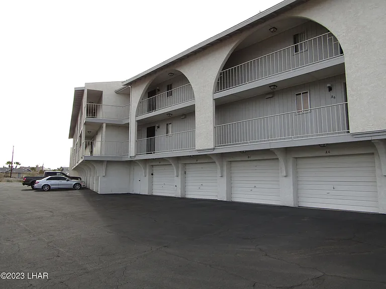 1720 Bahama Ave #B-1 — Photo 2