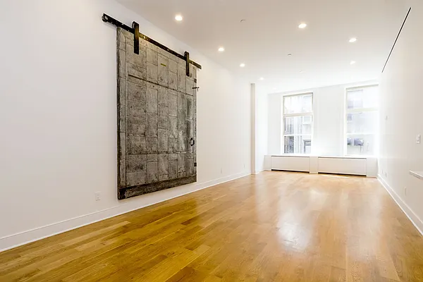 Rented by Compass | media 19