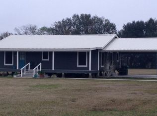 1098 Huval Rd, Breaux Bridge, LA 70517