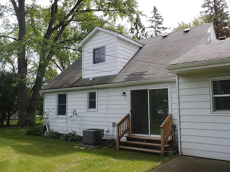 356 Highland Rd — Photo 4
