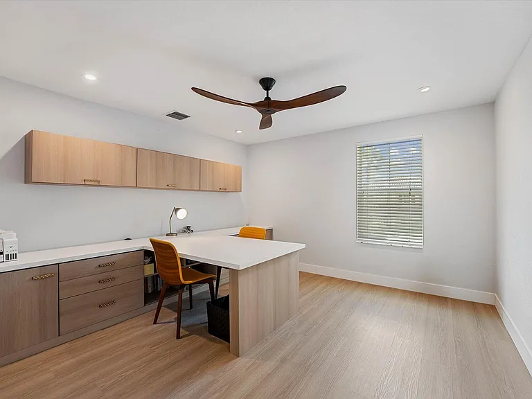 10731 Ivanhoe Ln — Photo 26