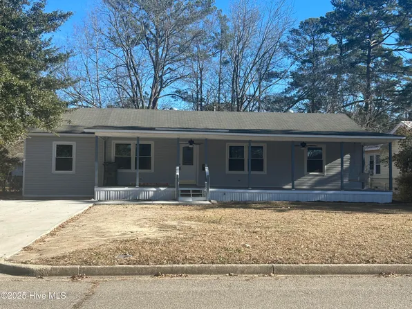 1022 Elizabeth Drive, Laurinburg, NC 28352
