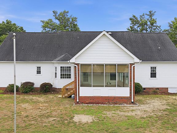 5th image of 512 Buck Swamp Road