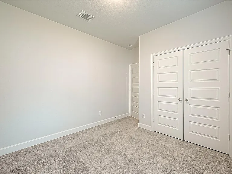 213 McCrea Ct — Photo 28