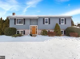 2975 Cypress Rd S, Dover, PA 17315