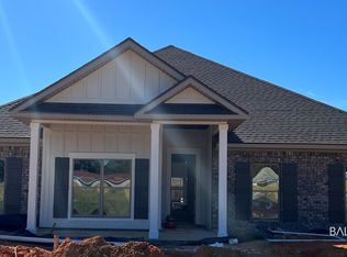 670 Kitfox Ave, Fairhope, AL 36532