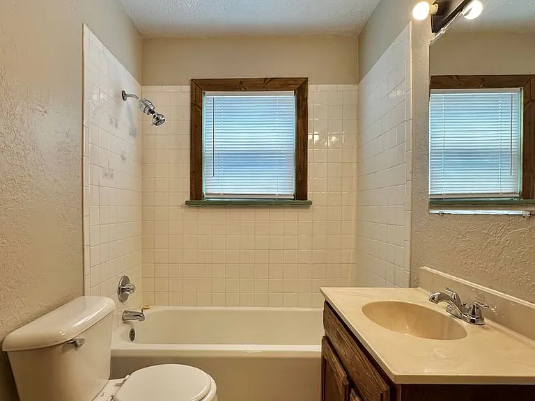 1506 NW Arlington Ave — Photo 18