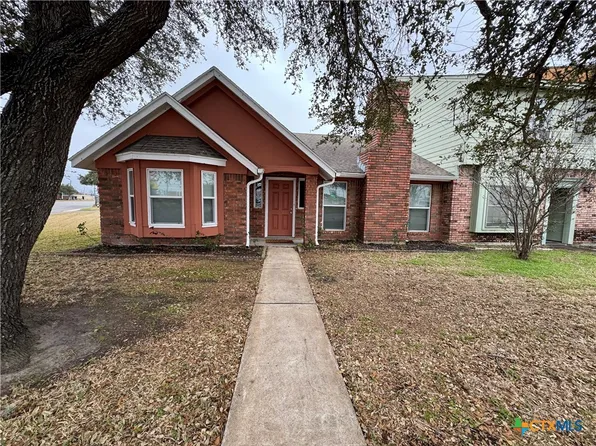 1 Northshire St, Victoria, TX 77904