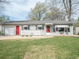 514 S Pine St, Ottawa, KS 66067