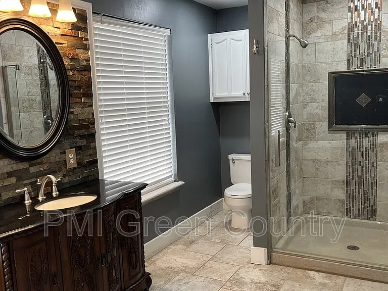 1608 S Kalanchoe Ave — Photo 21