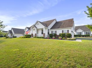 1701 Devonshire Ln, Shorewood, IL 60404