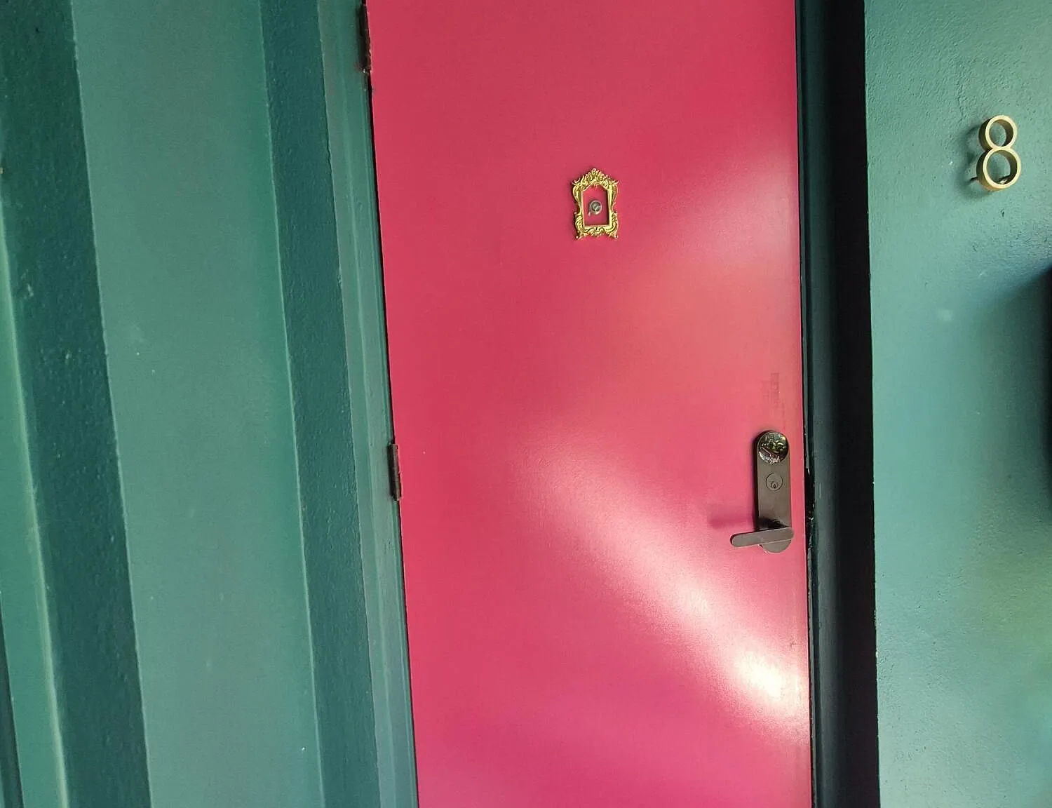Studio, 1.0 bath, 400 sqft, $1,900 — Photo 1