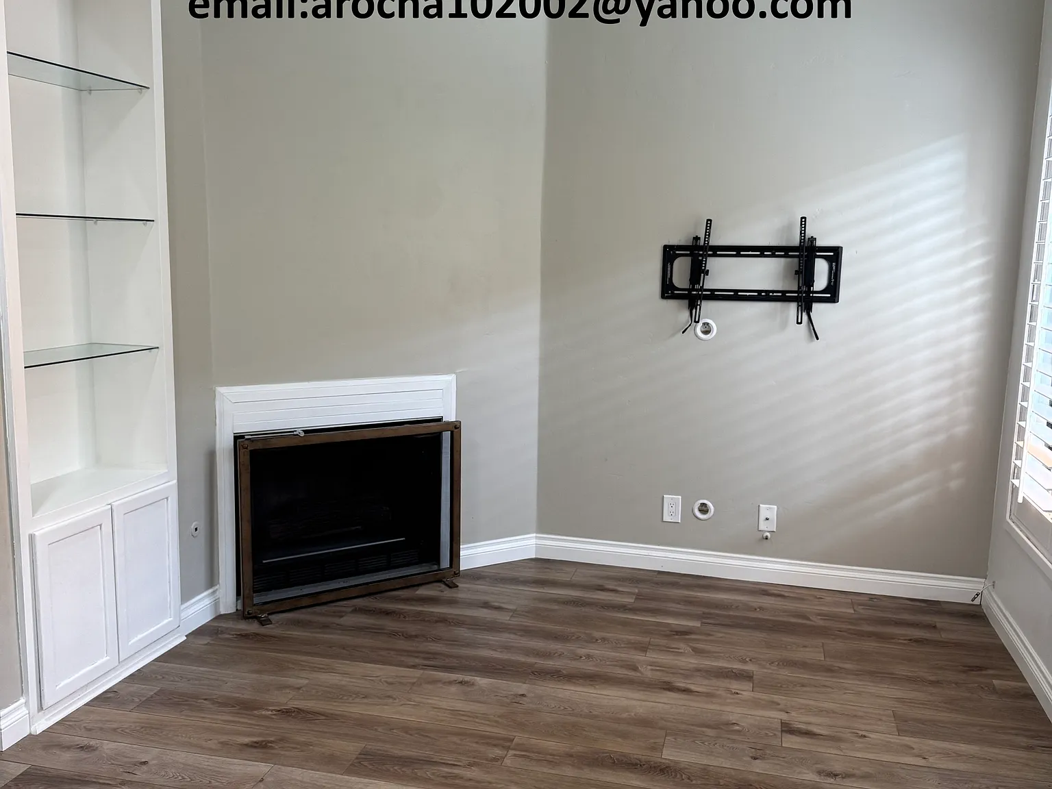 2 bed, 934 sqft, $2,700 — Photo 2