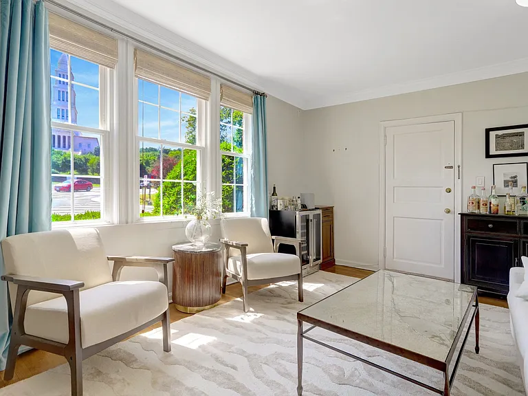 3 Russell Rd #3B — Photo 6