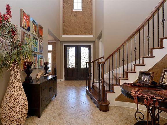 3rd image of 13600 Coleto Creek Trl