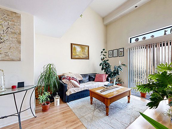 2nd image of 379 Wilmington Dr Unit E