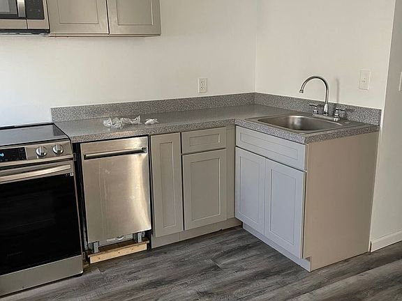2nd image of 315 1st St #11298599