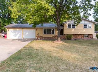 4004 S Marion Rd, Sioux Falls, SD 57106