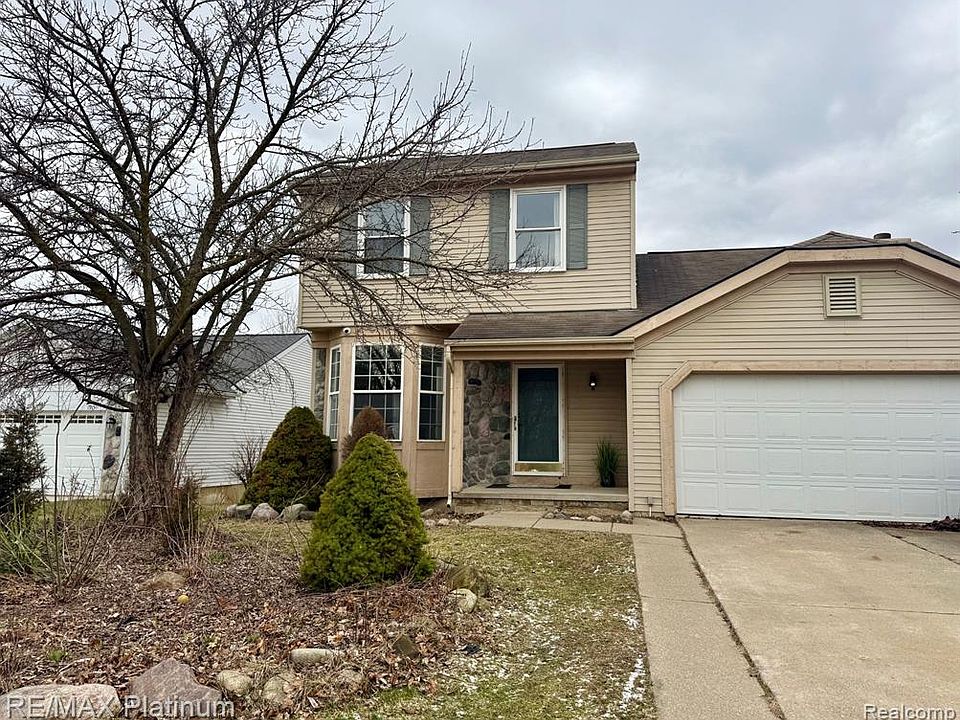 1st image of 1923 Andover Blvd