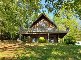 126 Clement Dr, Wirtz, VA 24184