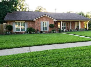 378 Kingscourt Dr, Houston, TX 77015