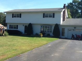 30 Orchard Rd, Castleton, NY 12033