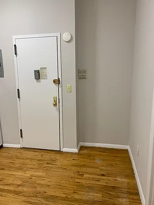 Rented by Landmark Real Estate | media 12