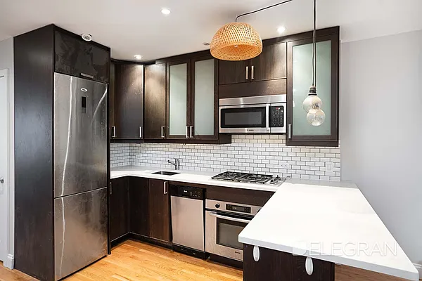 Rented by (Legacy) Elegran | media 11