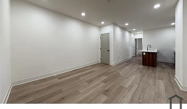 6049 Elmwood Ave #1 — Photo 7