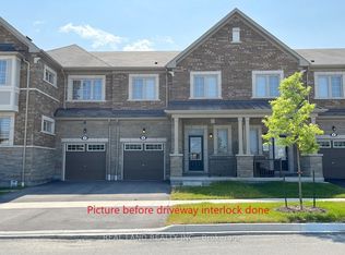 4 Limoges St, Whitby, ON L1P0M3