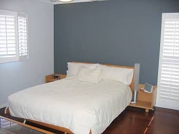 4th image of 1145 Larrabee St APT 15