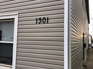 1301 W 150th St APT 2, East Chicago, IN 46312