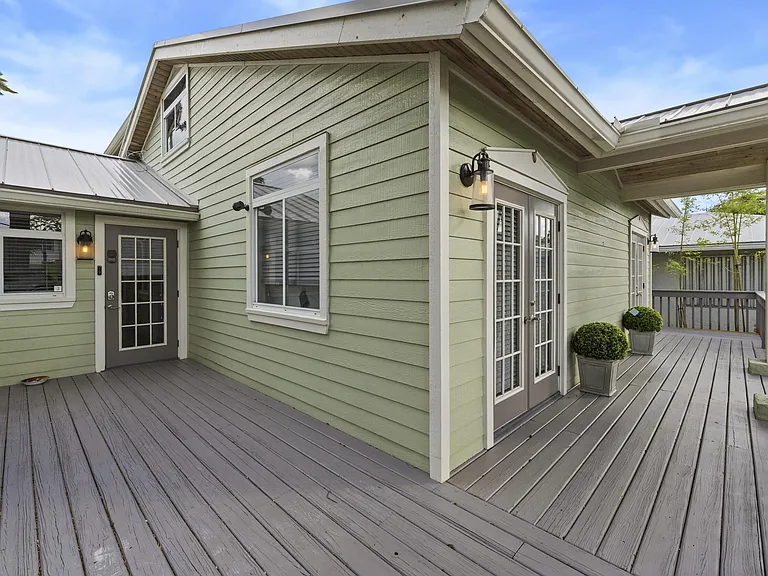 122 S Lake Dr — Photo 49