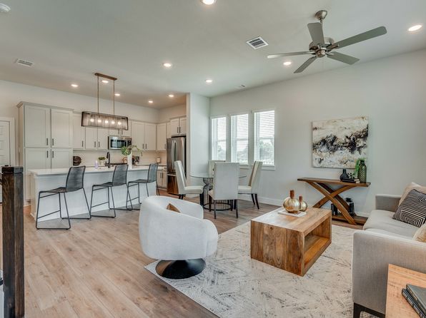 Zetta | 507 Mary St, Arlington, TX