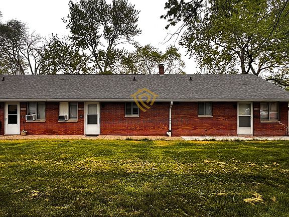 2nd image of 1424 Campbell Ave #1434