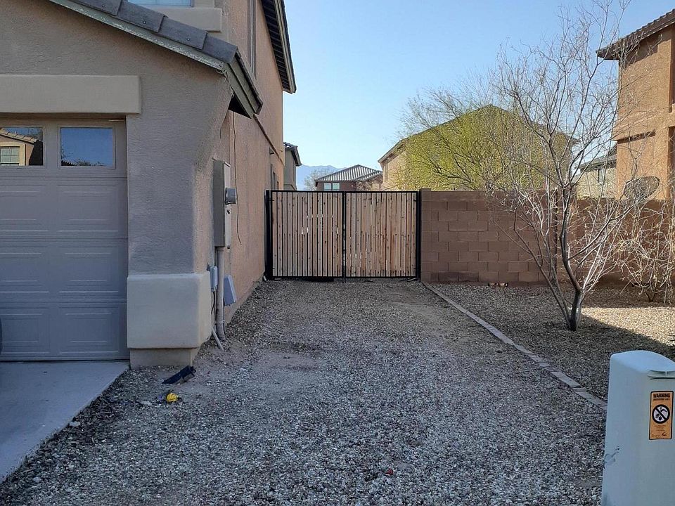 2nd image of 3127 W Saint Catherine Ave