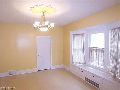 3rd image of 3722 Brooklyn Ave