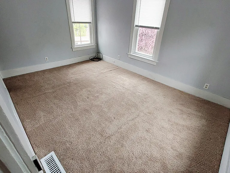 3 S Main St #3.5 — Photo 11
