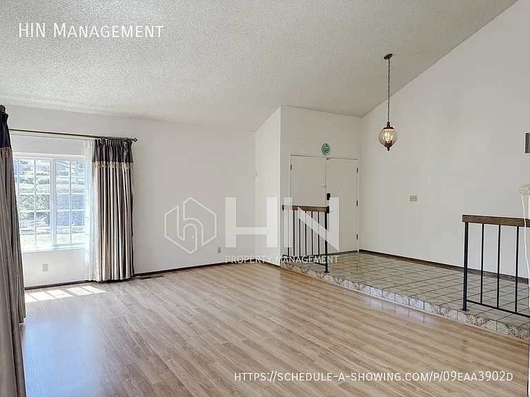 43000 Noria Rd #- — Photo 4