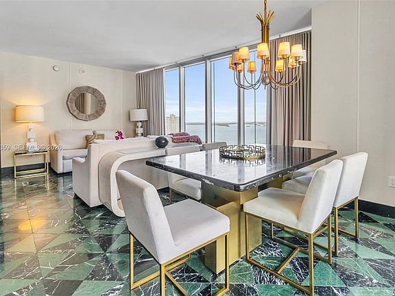 3rd image of 485 Brickell Ave APT 2508